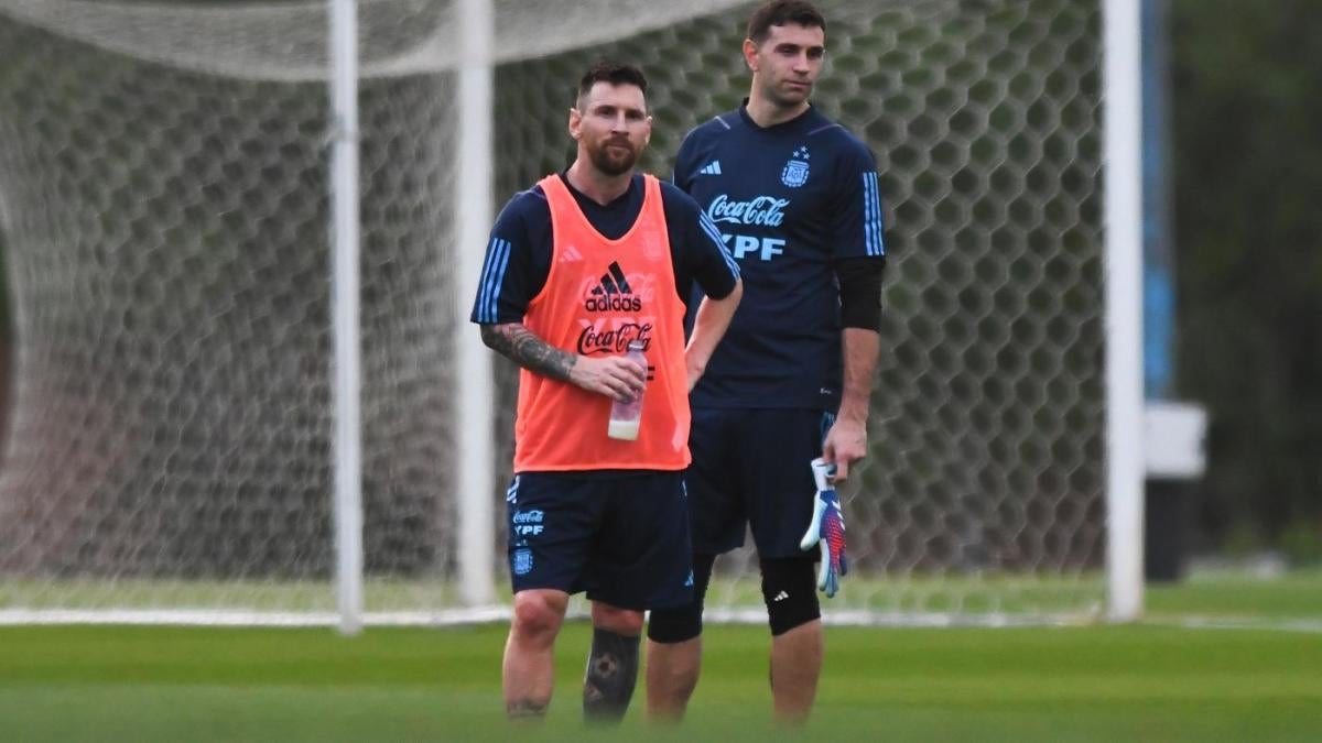 La clasificación de Lionel Messi para el partido de clasificación mundialista de Argentina contra Paraguay está en el aire y podría salir del banquillo