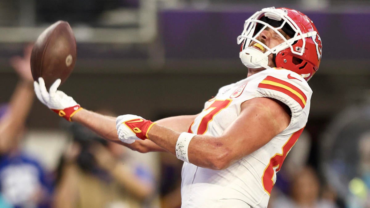 Travis Kelce is the best tight end in football. Just ask any NFL player. -  The Washington Post