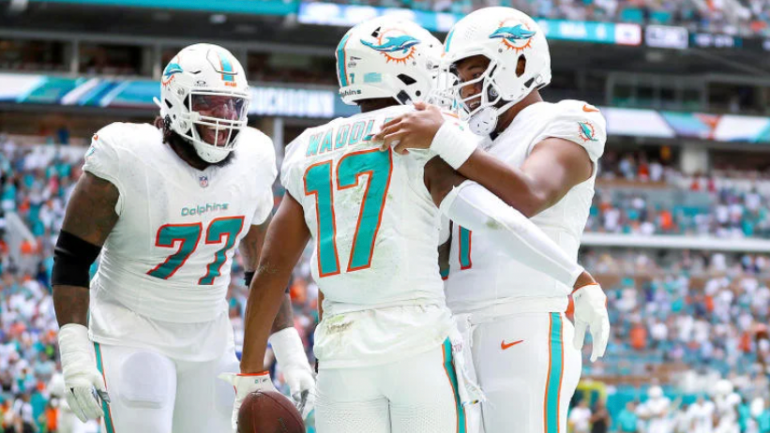 Philadelphia Eagles v Los Angeles Rams