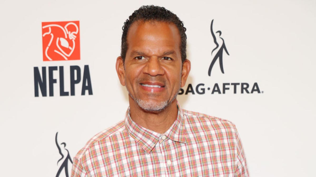 One-on-One Coverage: Andre Reed says Bills 'taking a lot out of