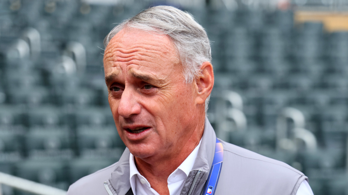 MLB commissioner Rob Manfred defends playoff format