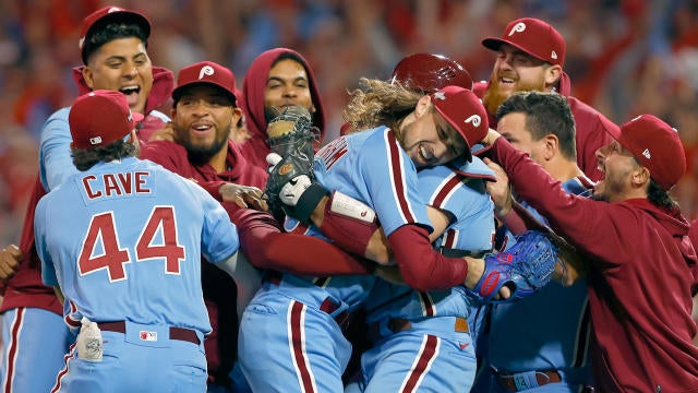 Phillies advance to 2nd straight NLCS, Sports