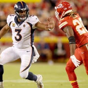 Denver Broncos vs Las Vegas Raiders (10/2/22): Odds, Predictions, Depth  Chart