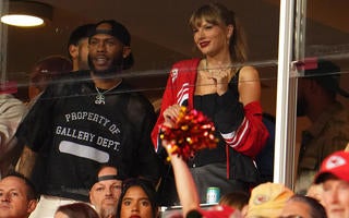 2023 Travis Kelce jersey: Taylor Swift rumors heat up demand for home and  away Chiefs gear 