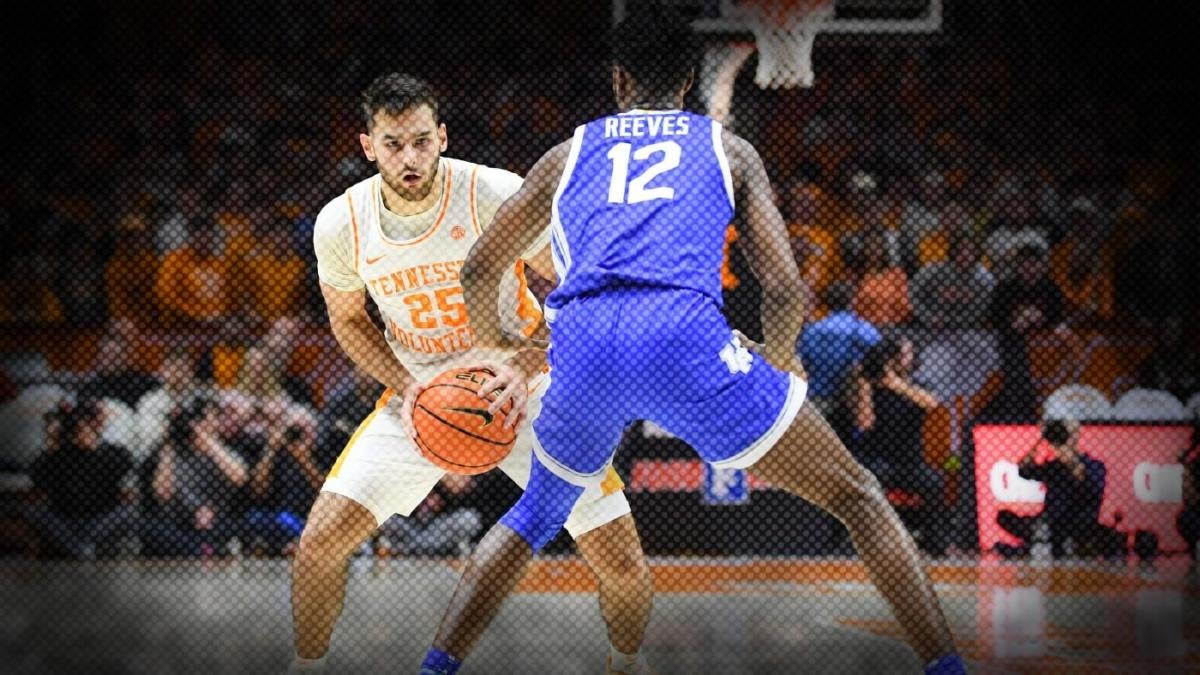 Tennessee Basketball Brings Out Alternate Jerseys For Big 12/SEC
