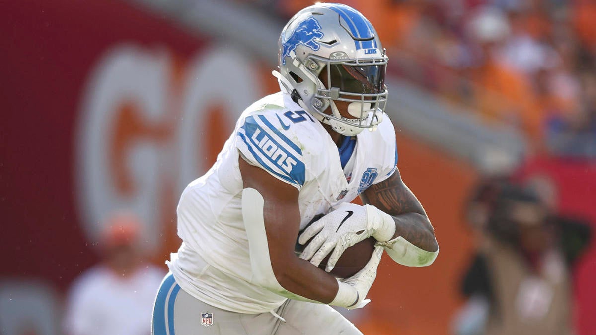 Lions RB David Montgomery To Miss Some Time With Rib Cartilage Injury ...