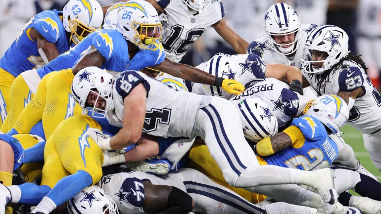 Dallas Cowboys v Los Angeles Chargers