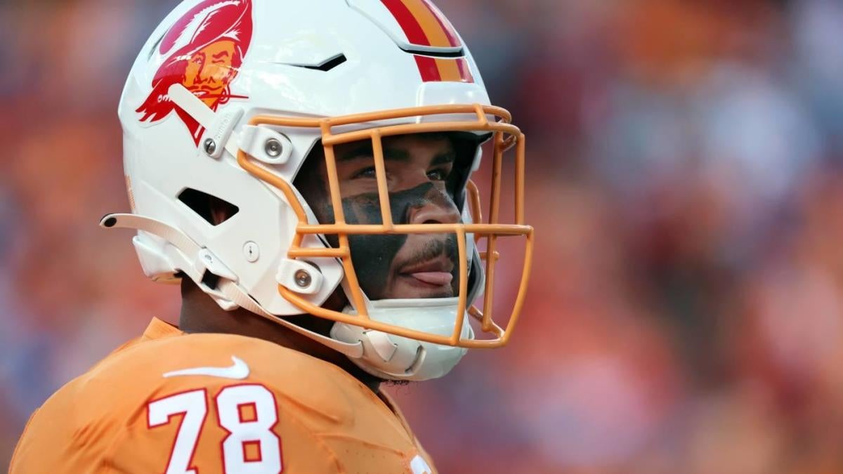 LOOK: Buccaneers' Tristan Wirfs Refused To Swap Creamsicle Jersey With ...