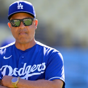 Eddy Alvarez, multi-sport Olympic medalist, signs with Dodgers 
