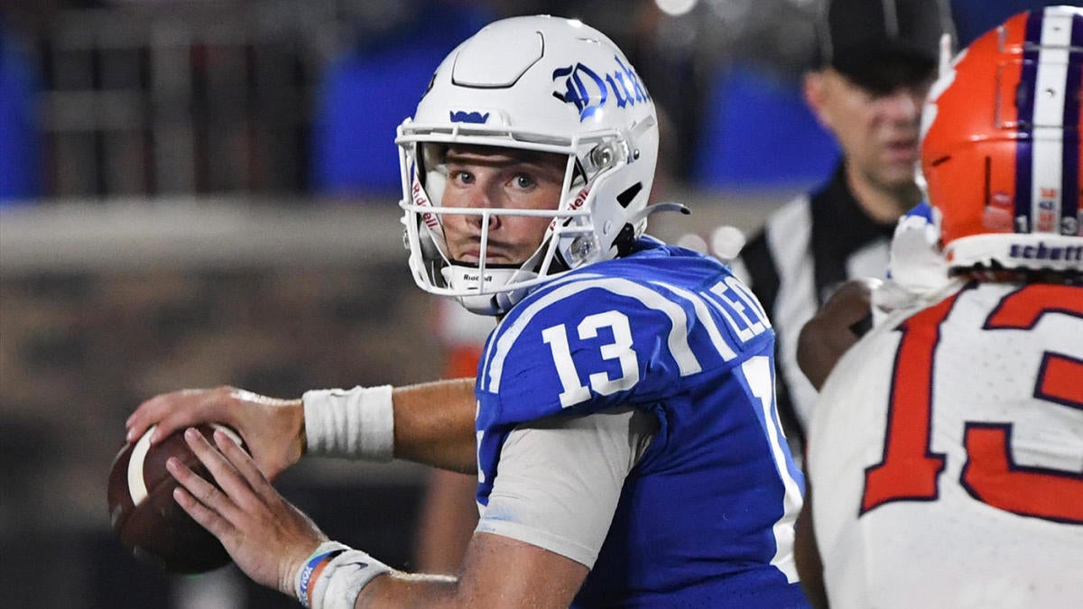 Report: Duke football quarterback Riley Leonard to miss 'extended period of  time' with toe injury - The Chronicle