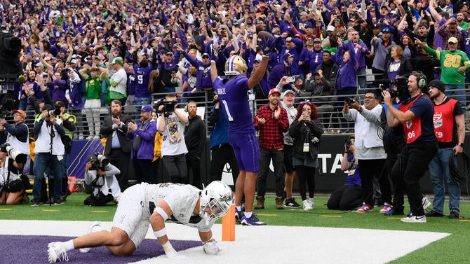 NCAA Football: Oregon at Washington