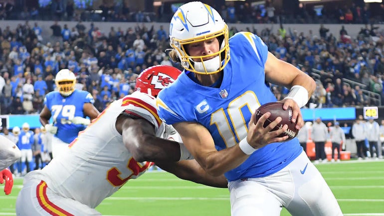 chargerchief5.jpg