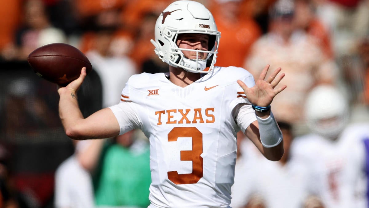 Quinn Ewers Injury: Texas Star QB Exits Win Vs. Houston After Taking ...