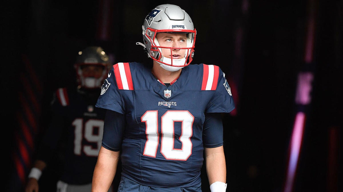 New England Patriots To Shake Up Quarterback Position with No. 3