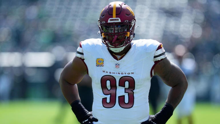 Washington Commanders v Philadelphia Eagles