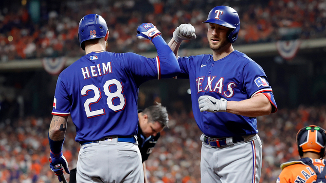 Eagles fly past Dolphins and improve to 6-1; Grand slam powers Rangers ...