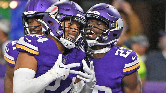 getty-camryn-bynum-vikings.jpg