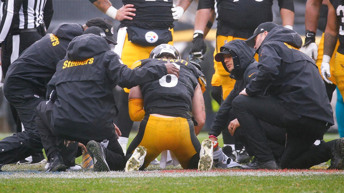 Kenny Pickett Injury Update: Steelers QB Ruled Out For Rest Of Game Vs ...