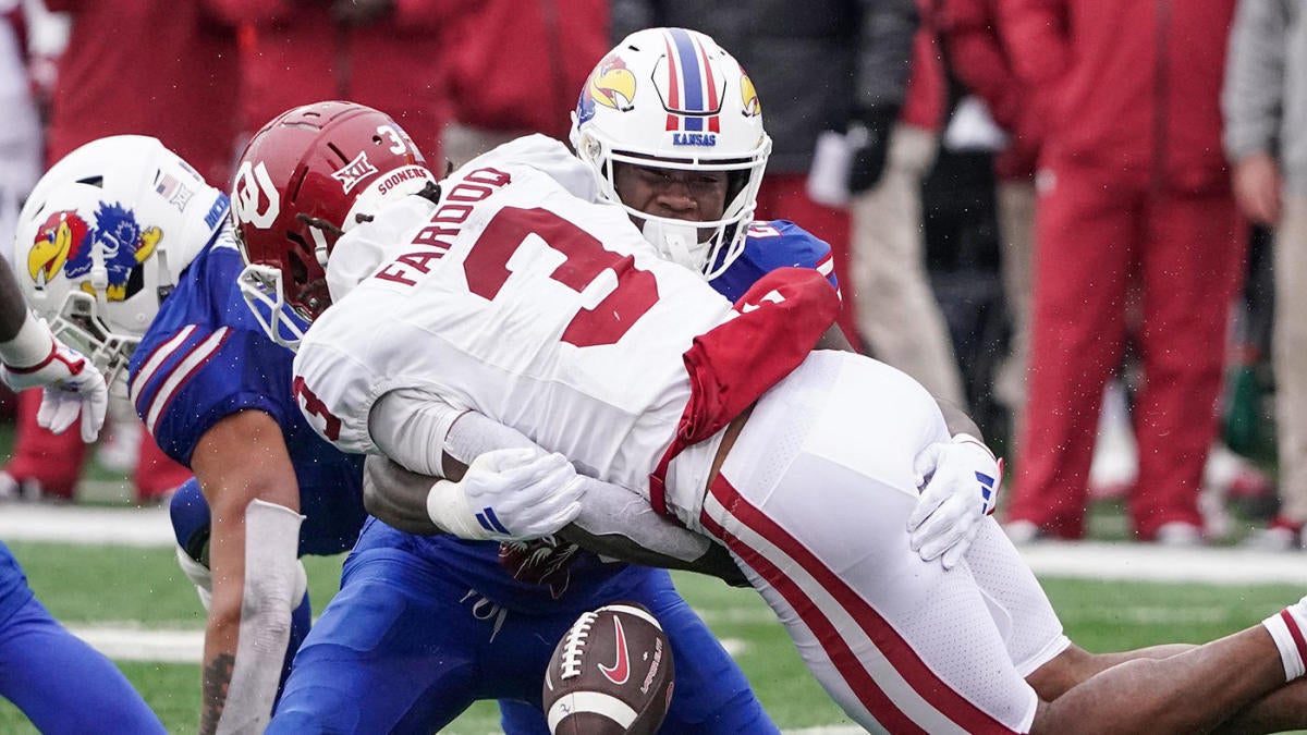 Coaches Poll top 25 Oklahoma plummets after upset, Ole Miss enters top