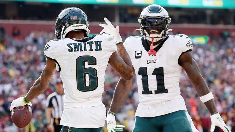 Philadelphia Eagles v Washington Commanders