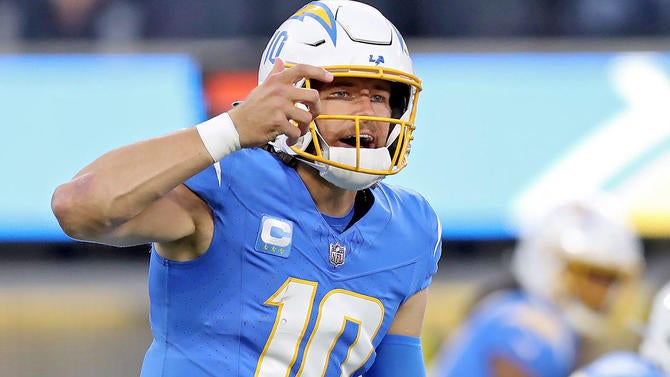 getty-justin-herbert-chargers.jpg