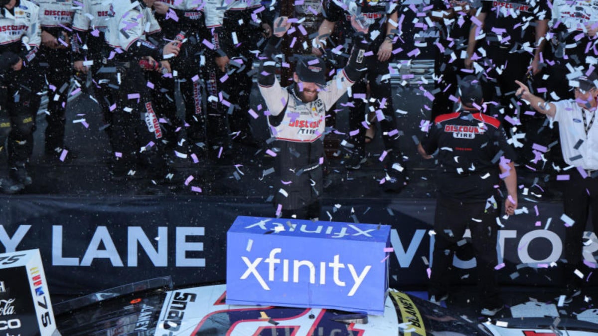 NASCAR Playoffs At Martinsville Results: Ryan Blaney Wins The 2023 ...