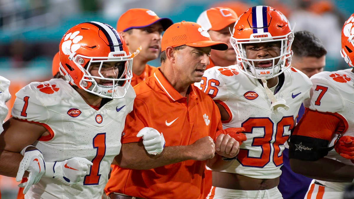 Clemson football will need to lean on old-school football in 2023