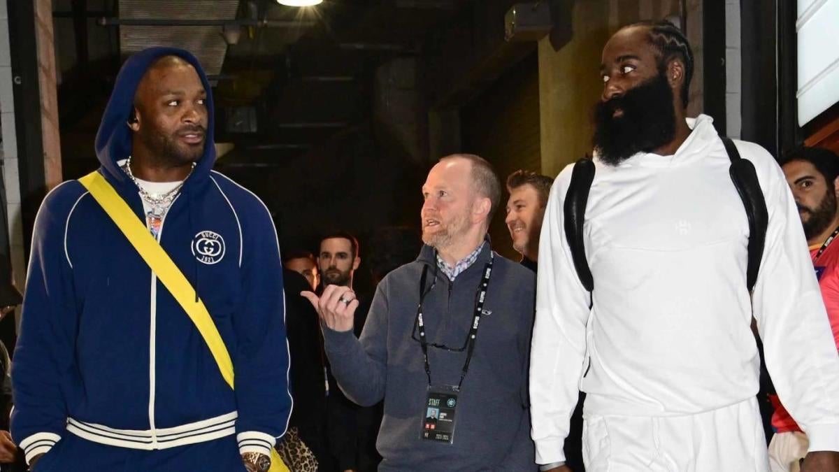 james harden  PJ Tucker : James Harden, PJ Tucker eases into Clippers  locker room ahead of Lakers clash
