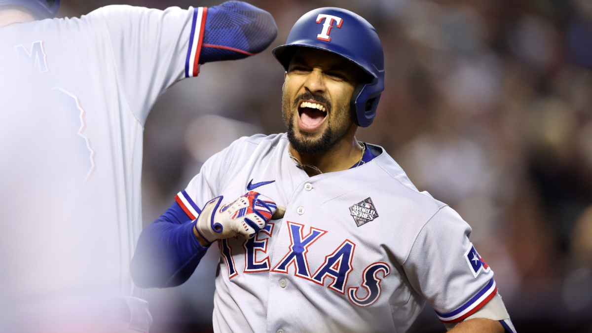World Series Game 4 score, highlights Rangers just one win from first