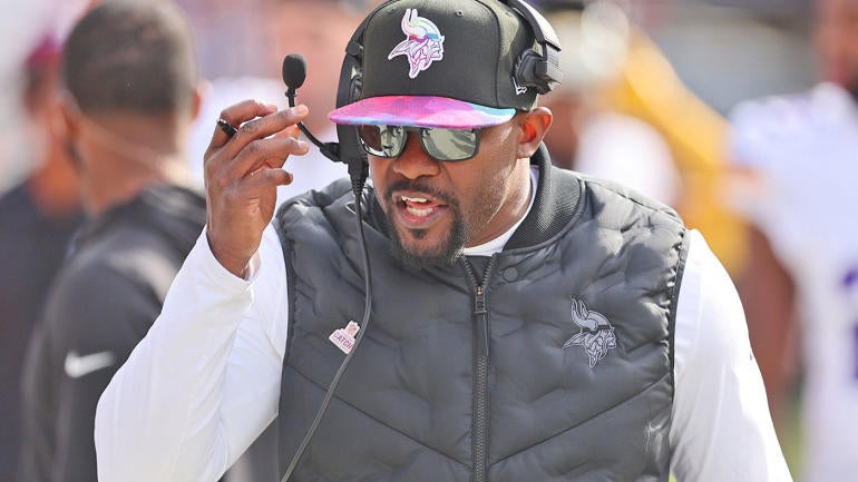 getty-brian-flores-vikings.jpg