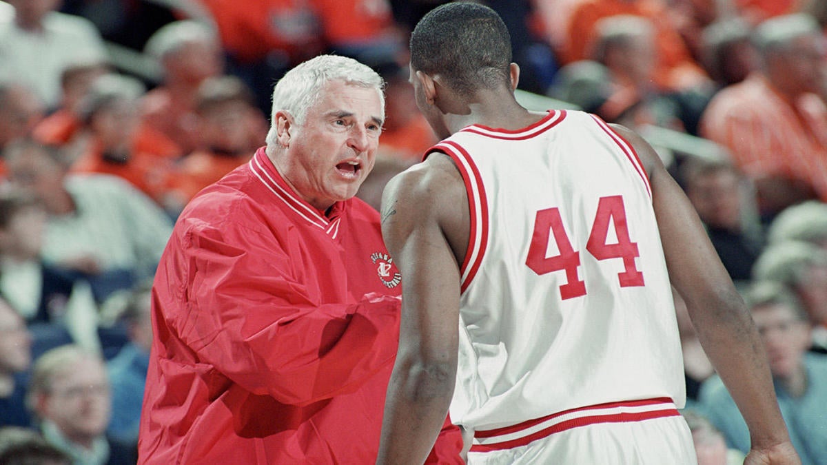 Bob Knight dies at 83: Legendary Indiana basketball coach guided Hoosiers  to three national championships 