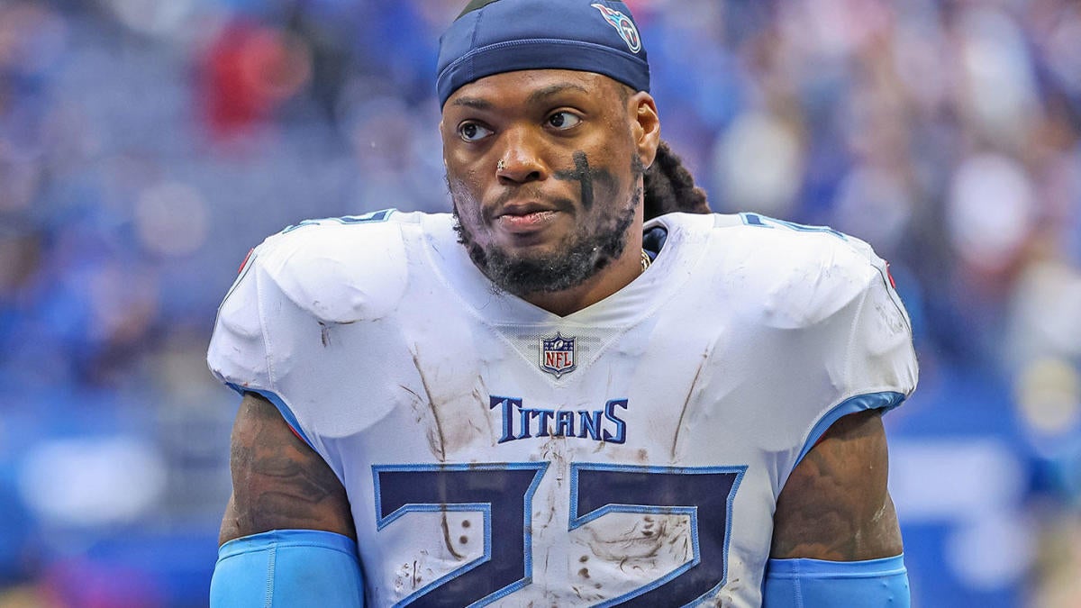 LOOK: Derrick Henry taking no time off, gets early jump on free agency with  training - CBSSports.com