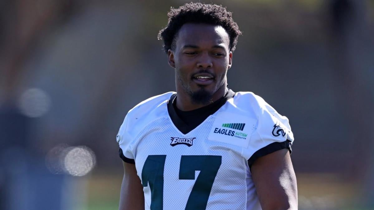 Eagles' Nakobe Dean Set To Go On Injured Reserve, Miss At Least 4 Games ...