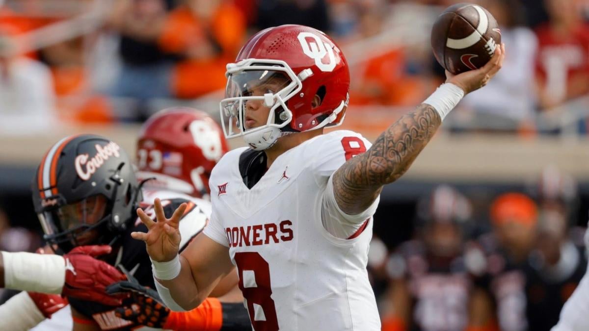 Oregon lands Bo Nix's replacement as former Oklahoma quarterback