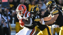 Iowa clinches Big Ten Championship Game spot with win over Illinois, will face Michigan-Ohio State winner