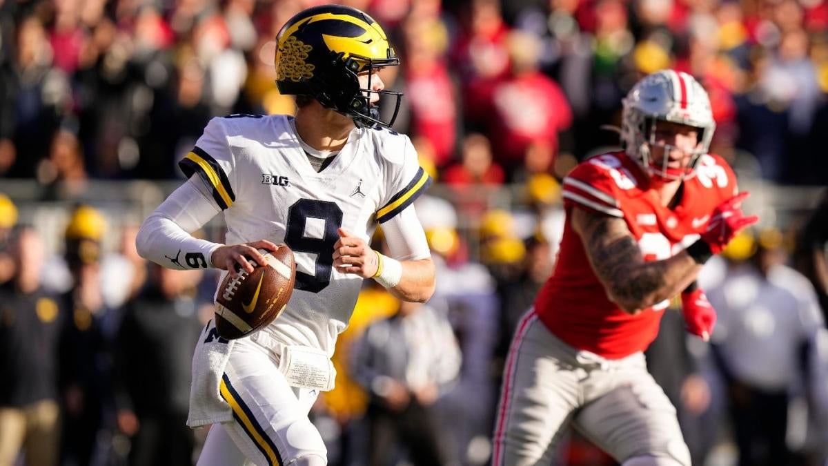 Legacy Showdown: Unveiling the Historic Rivalry Between Michigan and Ohio State