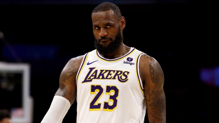Lakers' LeBron James left speechless after finding out he's older than ...