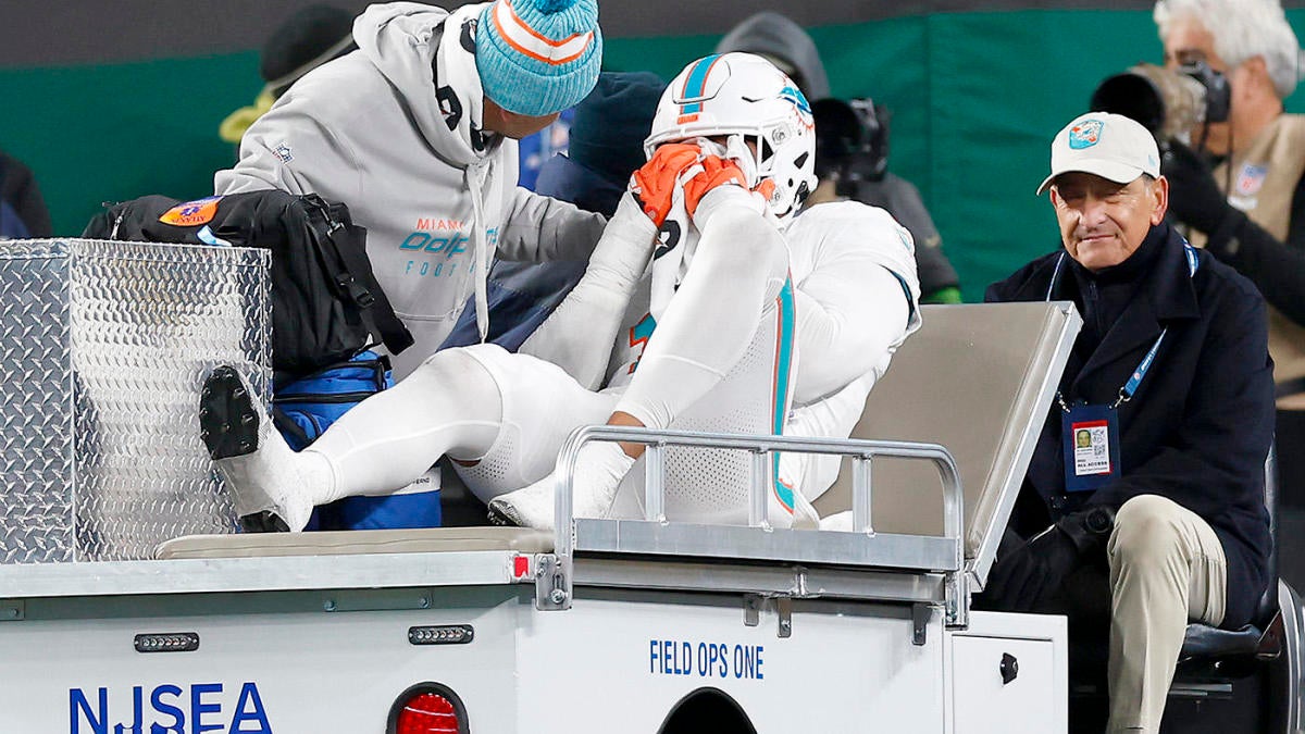 Jaelan Phillips injury: Dolphins' Raheem Mostert rips MetLife Stadium's turf, says 'something has to change' Jaelan Phillips injury: Dolphins' Raheem Mostert rips MetLife Stadium's turf, says 'something has to change'