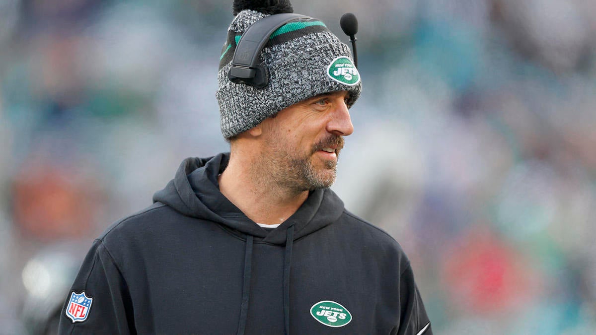 Aaron Rodgers injury update: Jets QB targeting Christmas Eve matchup vs. Commanders as return date, per report