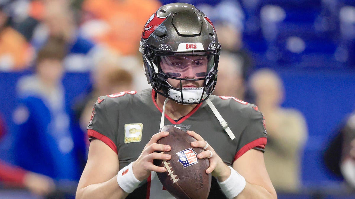 Buccaneers QB Baker Mayfield Suffers Ankle Injury Early Vs. Colts ...