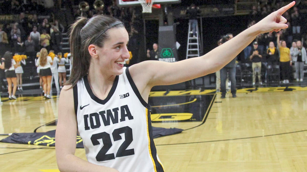 Iowa star Caitlin Clark registers 40th 30-point game, ties NCAA record ...