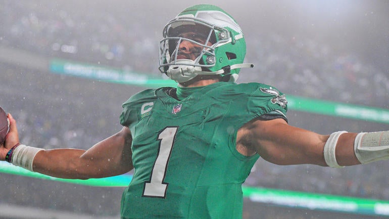 getty-jalen-hurts-eagles.jpg