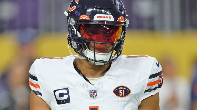 Bears With Decision To Make At QB With Justin Fields