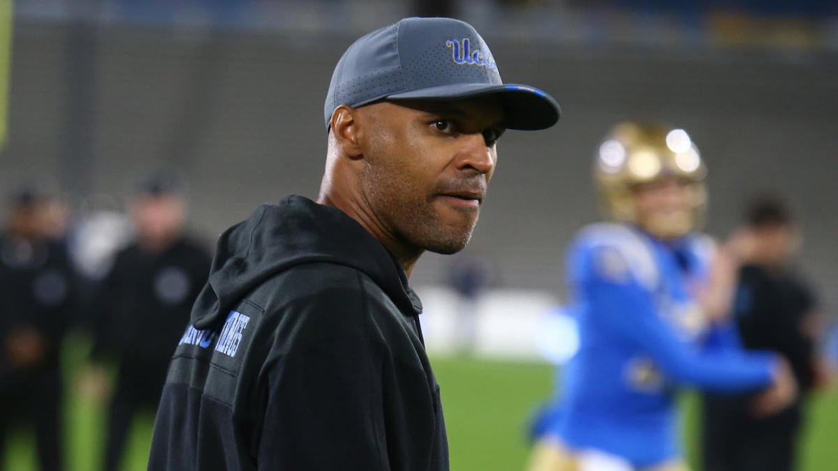 USC hires UCLA defensive coordinator D'Anton Lynn to same position as Trojans poach from rival