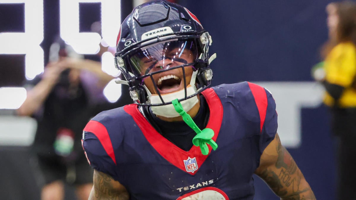 Tank Dell says Texans 'excited' about high expectations entering 2024: 'We know we have a target on our back' - CBSSports.com