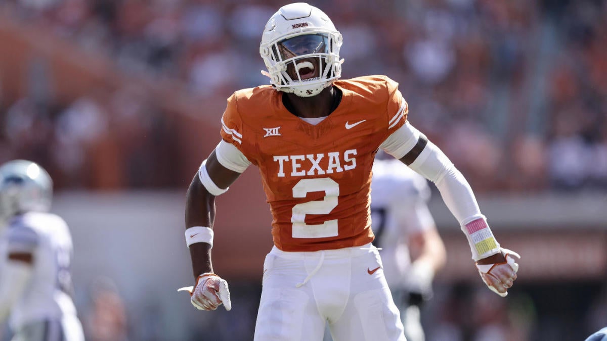 Texas DB Derek Williams to miss first half of College Football Playoff ...