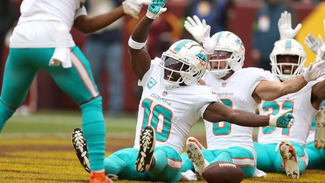 dolphins-celebration.jpg