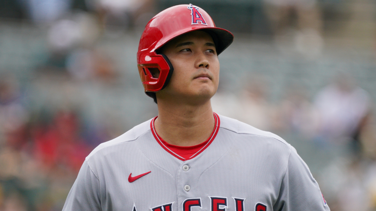 Shohei Ohtani signs with Dodgers Live updates as twoway superstar