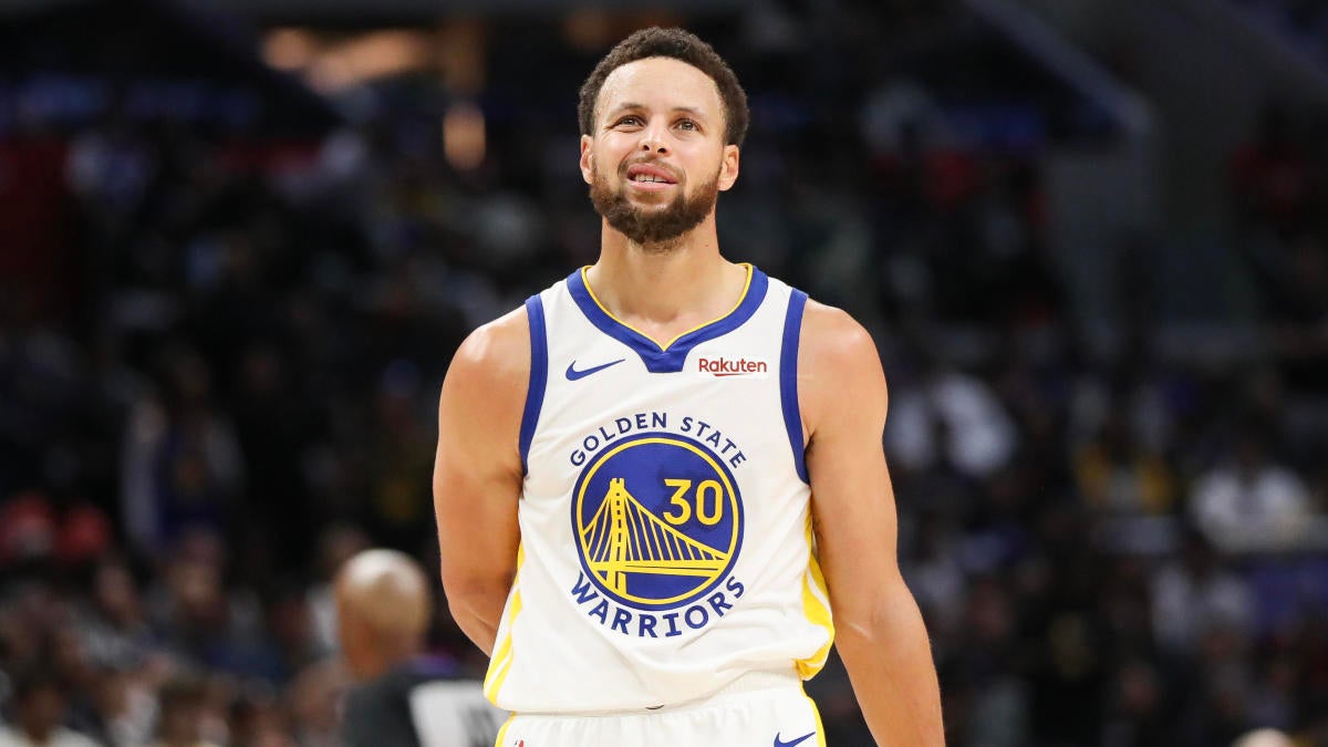 Stephen Curry nba: Stephen Curry makes NBA history with remarkable  three-point shooting streak - The Economic Times