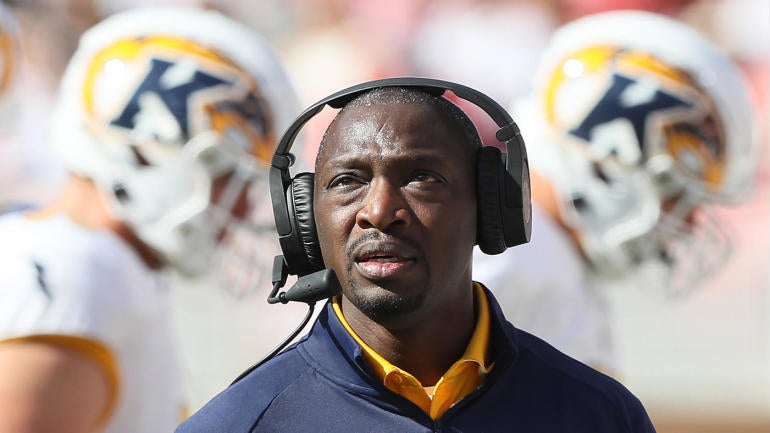 NCAA Football: Kent State at Arkansas